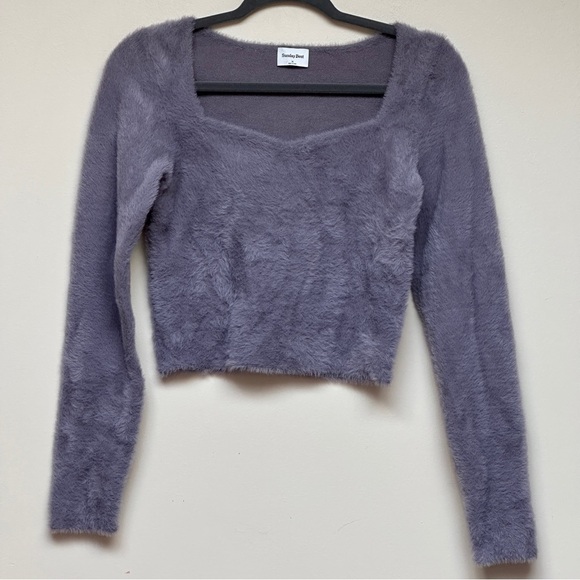 Aritzia Sunday Best Fuzzy Square Neck Cropped Sweater Size Medium - Picture 3 of 11